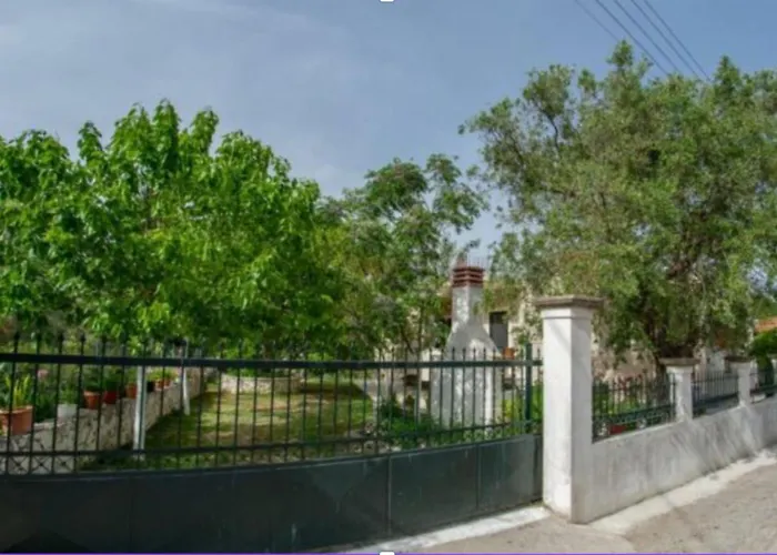 Nikis - Lefkada Private Parking Λυγιά